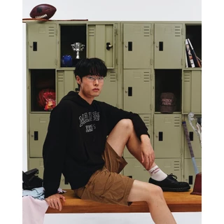maison KEEPS | College Logo Hoodie | เสื้อสเวตเตอร์แขนยาว ฮู้ดดี้ ปักโลโก้