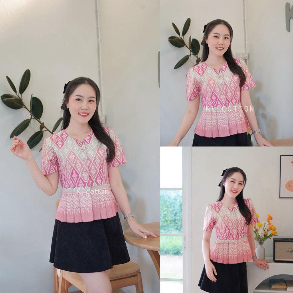 เสื้อผ้าฝ้ายคอกลมเพชรา เอวจีบกระดุมเงิน