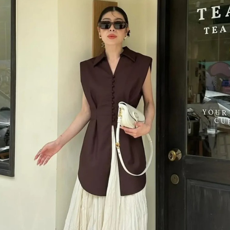 studiox2 🎧 SLEEVELESS OVERSIZE SHIRT DRESS WITH BUTTONS DETAILS สี brown ฟรีไซด์ [มือ2ไม่มีตำหนิ]