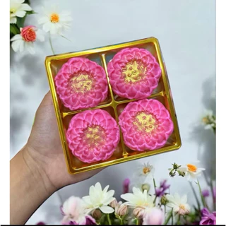 ขนมอาลัวดอกบัวจิ๋ว (อบขนมสดใหม่ทุกวัน ส่งวันถัดไป.)กล่องหัวใจ 8ชิ้น