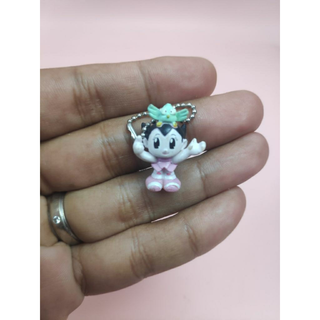 พวงกุญแจ uran astro boy 😏 รื้อหนึ่งครั้ง ได้ของดีหนึ่งชิ้น 😏