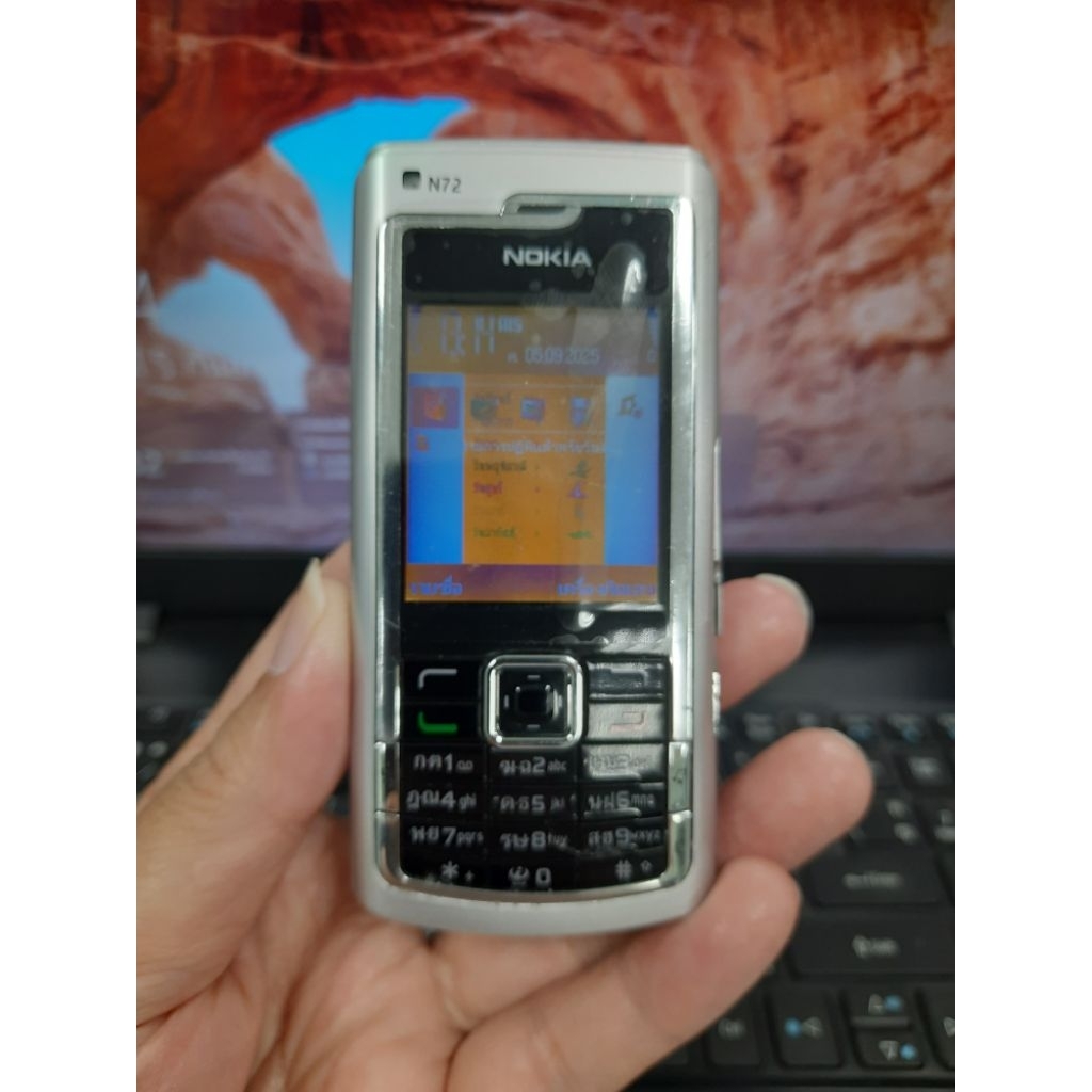 Nokia N72 สีเงิน (งานสะสม/ใช้งานได้)