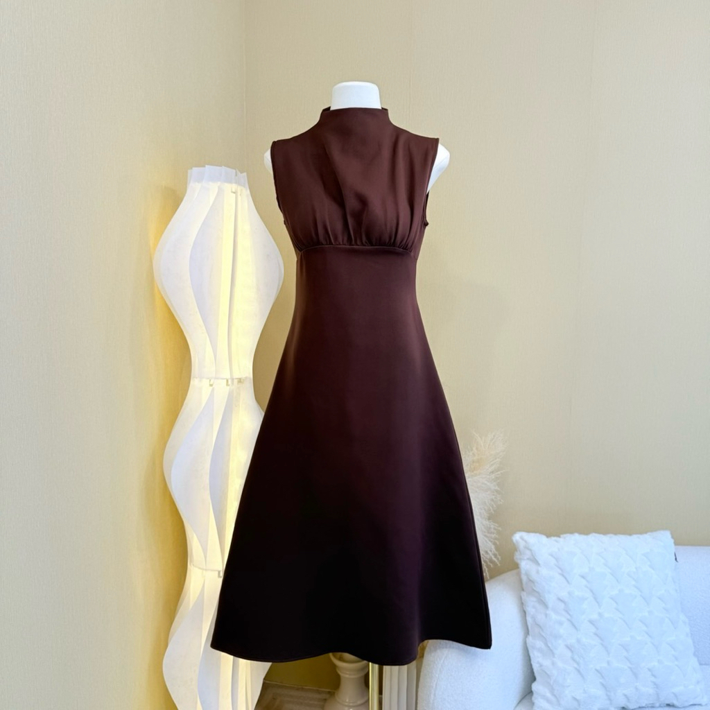 [LISA] A1107 ชุดเดรสกระโปรงยาวคอเต่าแขนกุดแต่งซิปซ่อนด้านหลัง ดีไซน์เรียบหรูผู้ดี ใส่ดินเนอร์ คาเฟ่ - รูปที่ 6