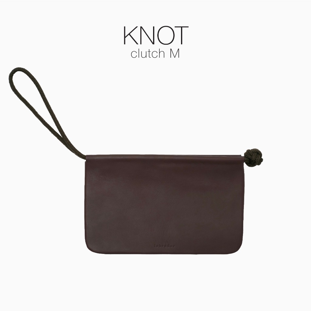 labrador KNOT clutch M กระเป๋าถือคล้องมือ (LAA177)