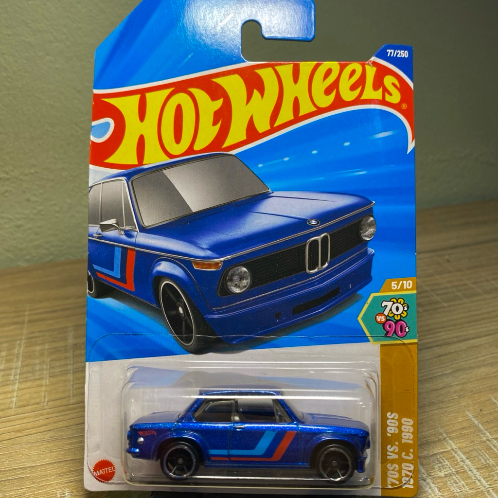 Hot wheels BMW 2002 (Blue)
