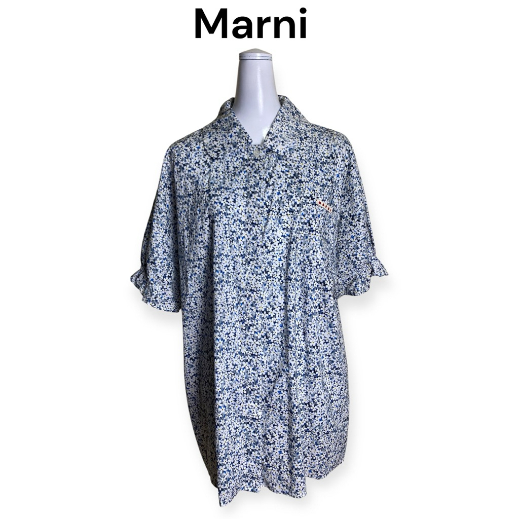 Marni เสื้อเชิ้ตลายดอกไม้โทนสีฟ้า oversize