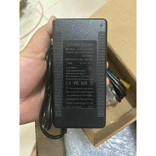 14.6V3-5-10A 21V3-5A 21.9V3-5A 25.2V3A 29.2V2-3-5-10A 36.5V3A รับประกันมีพัดลมทุกรุ่นครับ