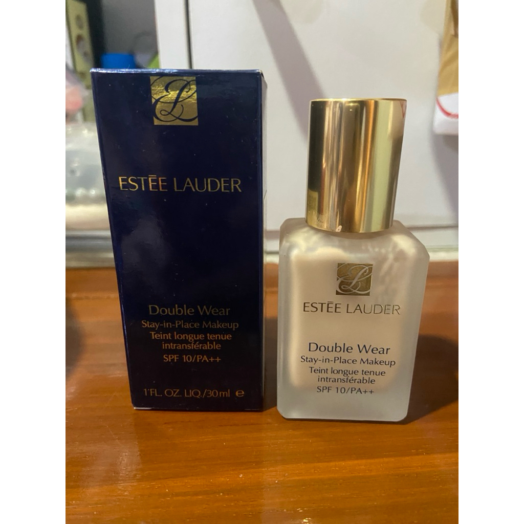 estee 1W2 รองพื้นขวดเแล่า