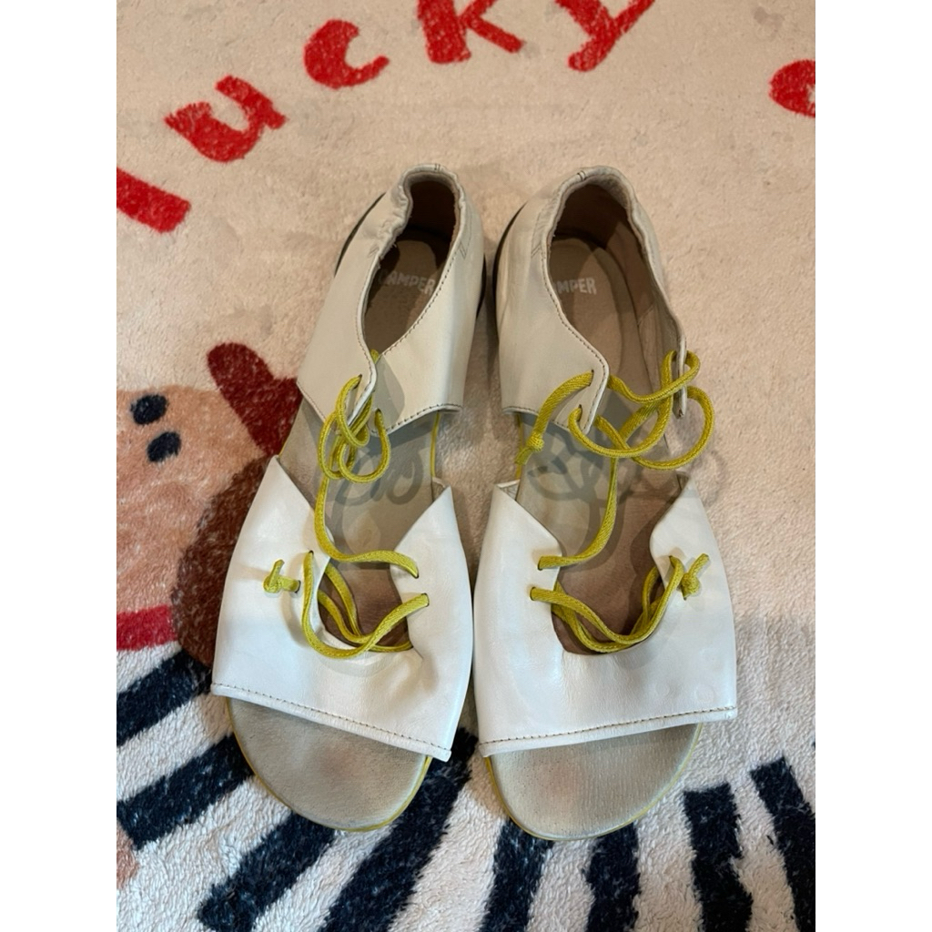 รองเท้าcamperมือสองของแท้