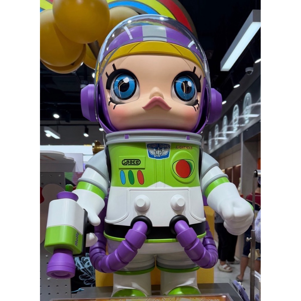 Molly 1000% Buzz Light Year