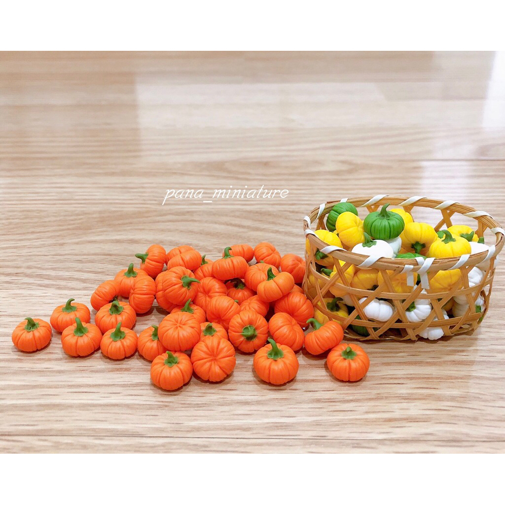 ดินปั้นฟักทองจิ๋ว ฟักทองส้มจิ๋ว ขนาด 12-14 mm. ราคา/ชิ้น