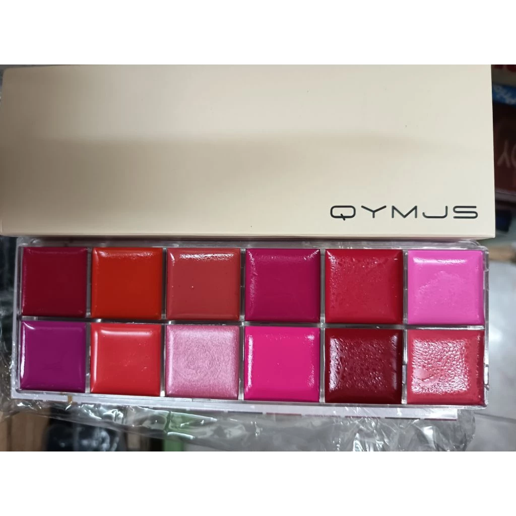 พาเลทลิปนางงามQYMJS.*พร้อมส่ง* 1 ตลับ