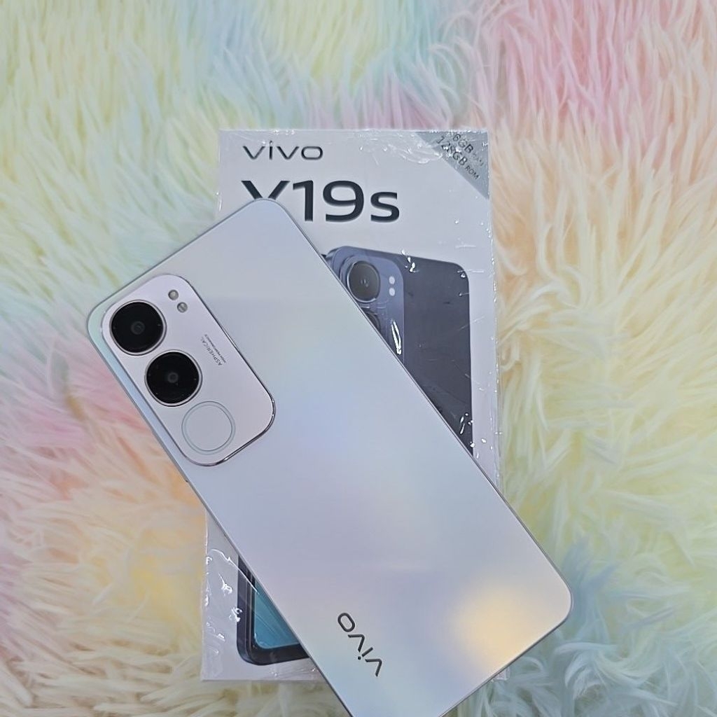 โทรศัพท์มือถือ vivo y19s