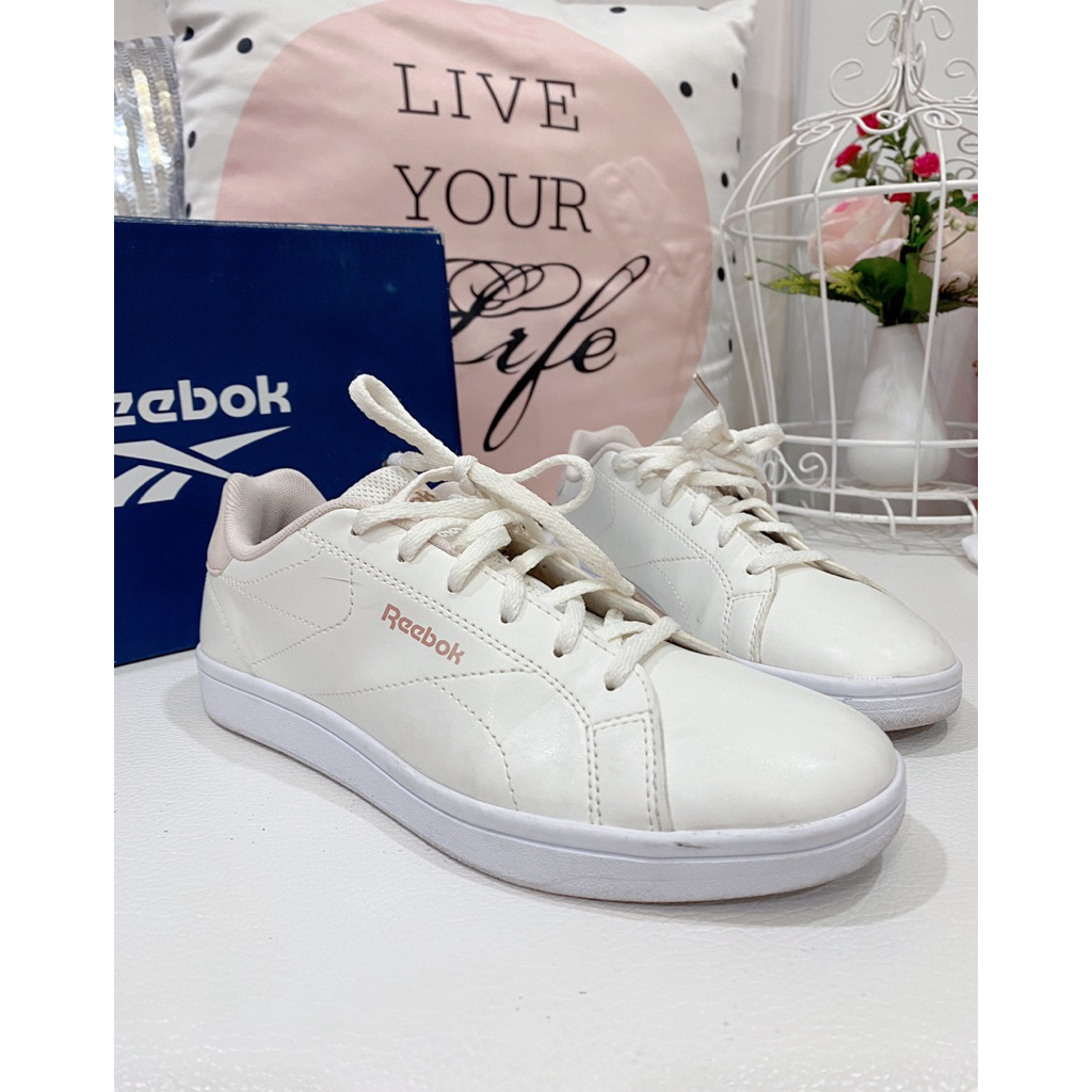 รองเท้าผ้าใบ Reebok ไซต์ 38 มือสอง ของแท้ 100%