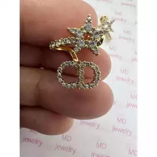พร้อมส่ง ล็อตใหม่ ต่างหูดาวฝังเพชร งานพรีเมี่ยม ทองเหลือง ก้านเงิน925 ไม่แพ้ เป็นมิตรต่อผิว