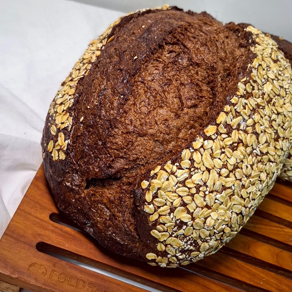 Dark Rye Sourdough - ขนมปังซาวร์โดดาร์กไรย์