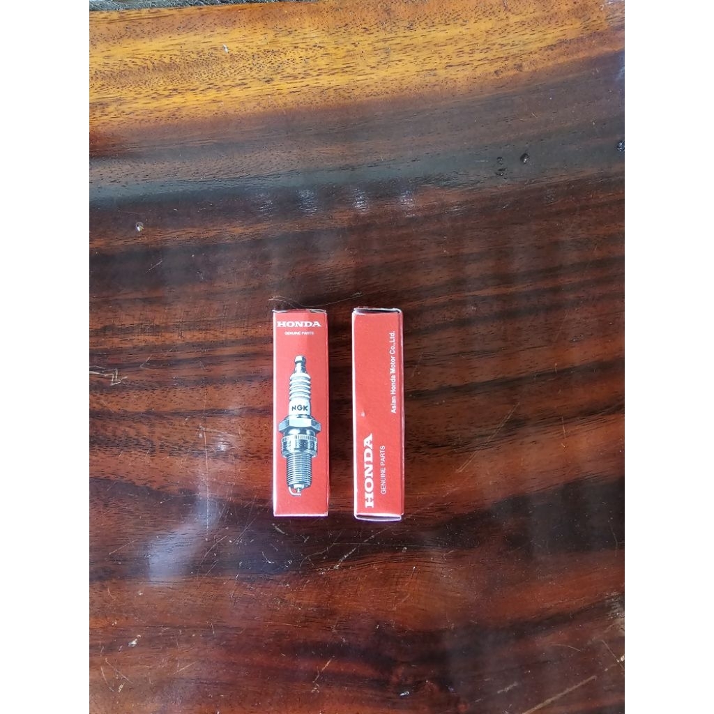 หัวเทียน 2ชิ้น  cbr500 r  cb500 x แท้ศูนย์ Honda BigWing