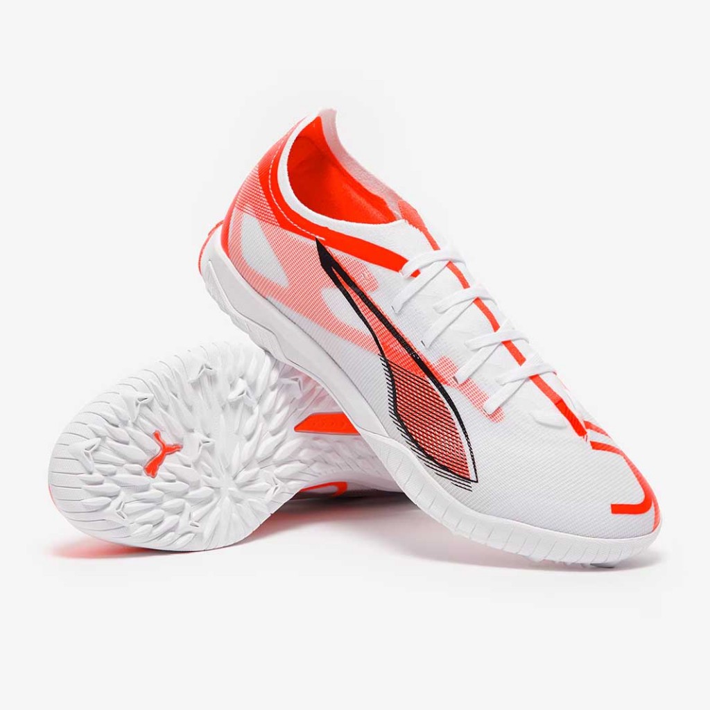 รองเท้าฟุตบอล Puma Ultra 5 Match TT