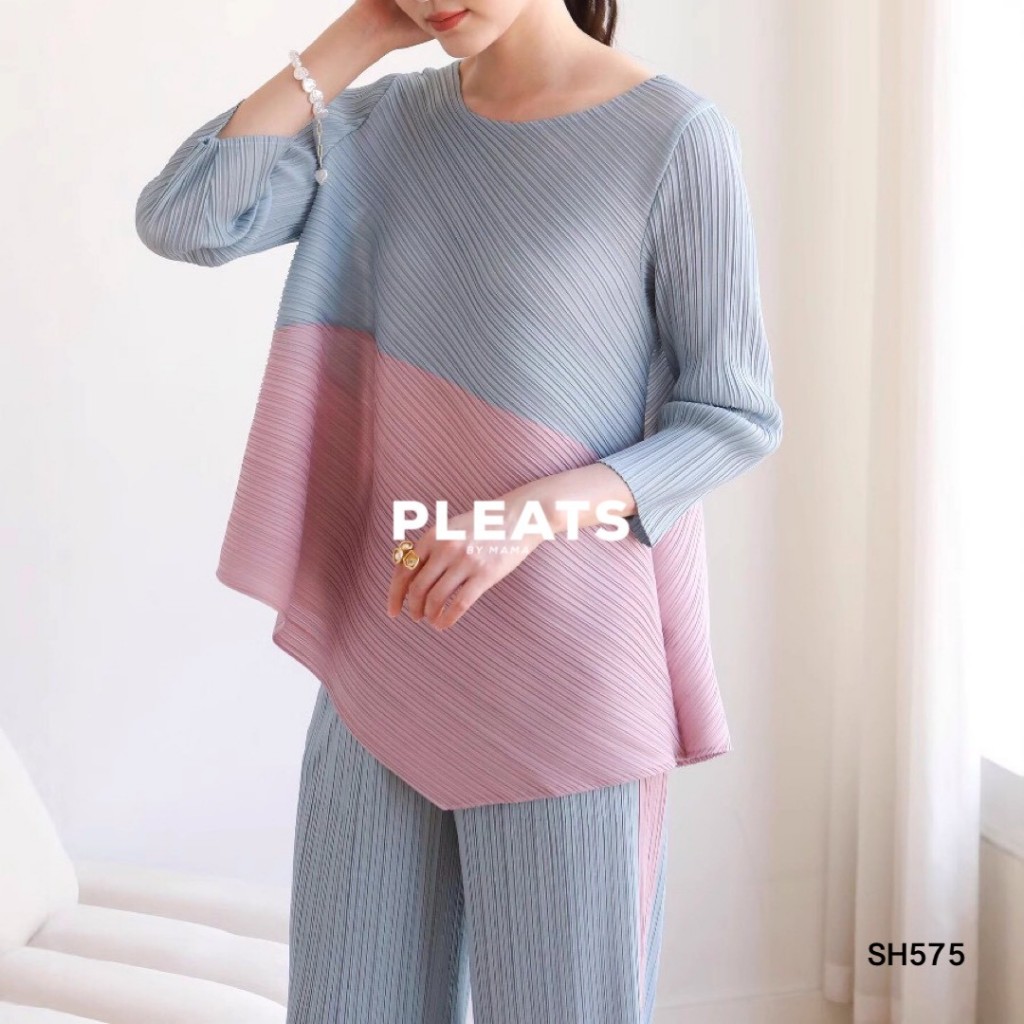 รหัส SH575 เสื้ออัดพลีท - PLEATS BY MAMA SHIRT