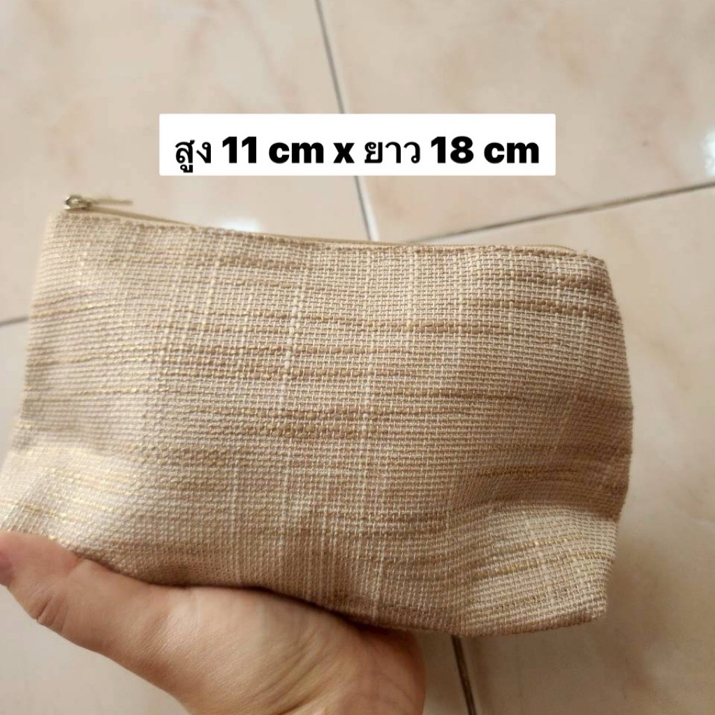 SALE🎃 โละของ❗️กระเป๋าเครื่องสำอางค์สีทอง CLARINS แท้💯‼️