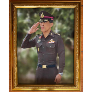 กรอบรูปพร้อมภาพมงคลรัชกาลที่10 ขนาด15×20นิ้ว