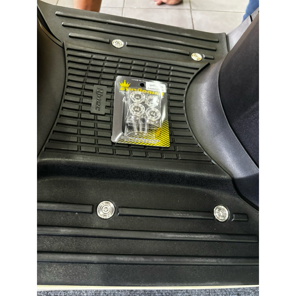 น๊อตบูทพื้นH2cพื้นแท้ รุ่นGiorno สแตนเลสแท้(น๊อต4+บูท4) ราคาต่อ 1ชุด) จำหน่ายเพียงแค่น๊อต-พื้นยางไม่ได้ขายนะคะ - รูปที่ 2