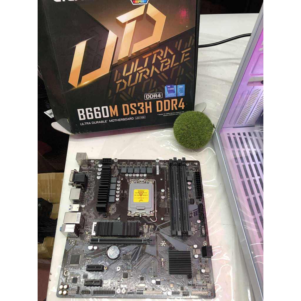 MAINBOARD (เมนบอร์ด) 1700 GIGABYTE B660M DS3H DDR4 ใช้งานปกติ ไม่มีฝาหลัง มีกล่อง ประกันร้าน