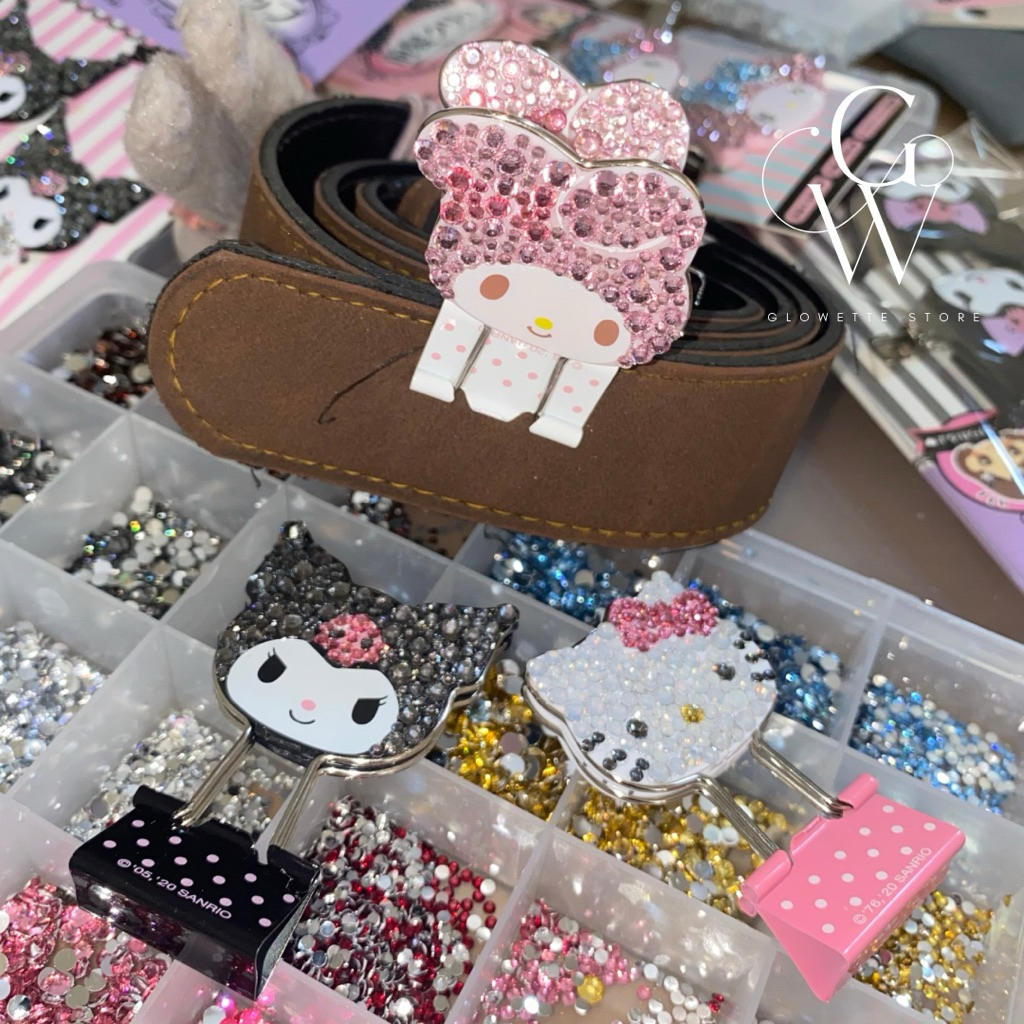 Glowette.store ที่หนีบกระดาษ/เข็มขัด sanrio คัสตอม ติดเพชร