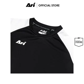 ARI KIDS ESSENTIAL 2TONES TEAM JERSEY - BLACK/WHITE (AAP3097-01) เสื้อฟุตบอล เด็ก อาริ ESSENTIAL 2TONES สีดำขาว