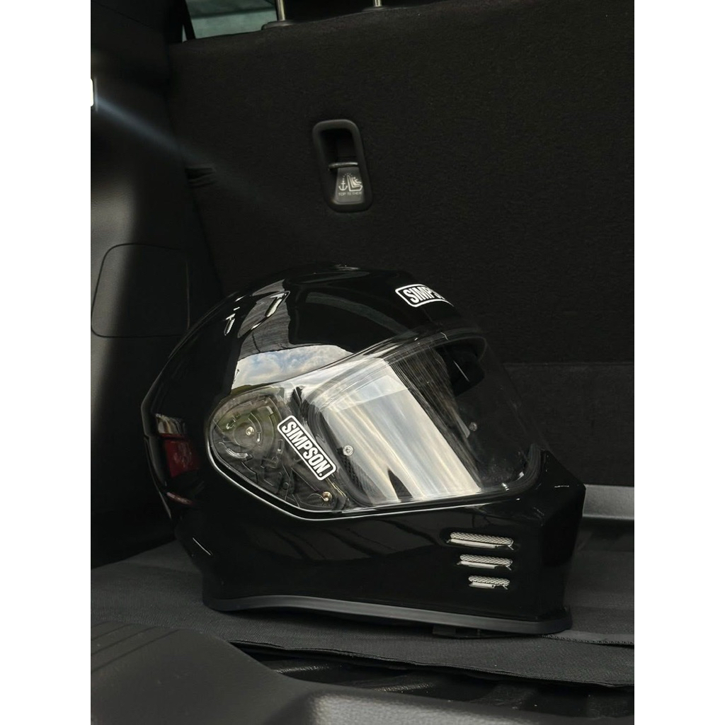 หมวก simpson หมวกกันน๊อคของแท้ สอบถามเพิ่มเติมได้ค่ะ