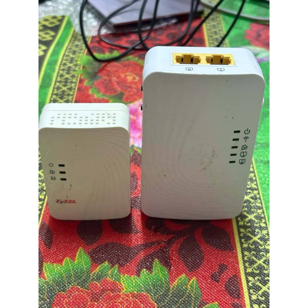 ZyXEL Powerline Adapter มือสอง (คู่) รุ่น PLA4201 v2 & PLA4231