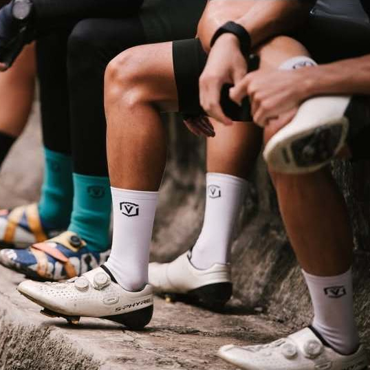 V socks  ถุงเท้าสำหรับใช้ออกกำลังกาย ยืดหยุ่นดี ระบายอากาศเยี่ยม
