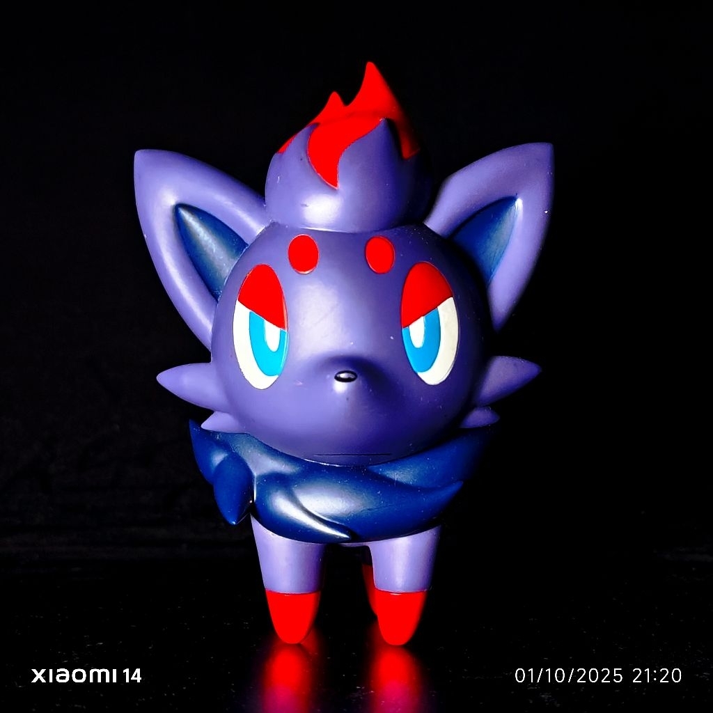 Nintendo Pokemon Zorua Figure Model