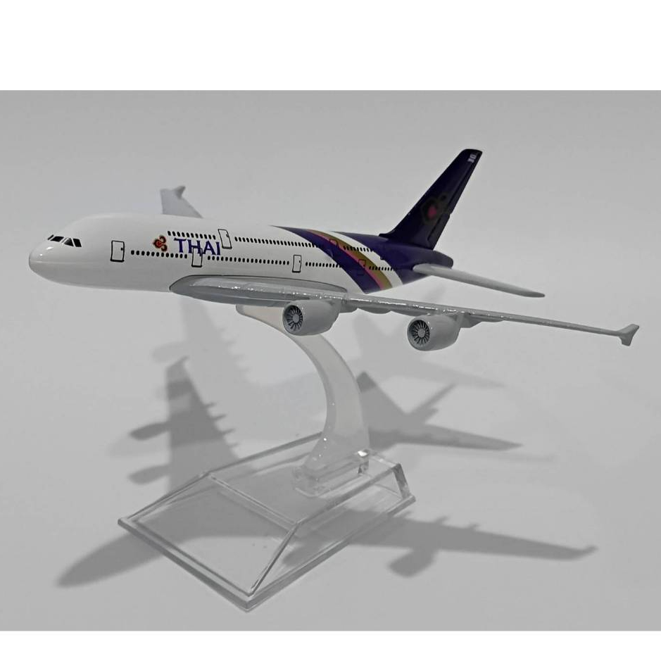 โมเดลเครื่องบิน THAI AIRWAYS AIRBUS A380 Plane Model Aircraft Scale 1:400  NEW IN Package.(T006)