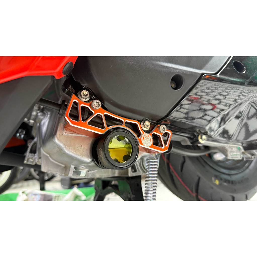 ปิดกรองน้ำมัน GIORNO/PCX/LEAD ธนูทอง แบบมีตาแมว / ไม่มีตาแมว