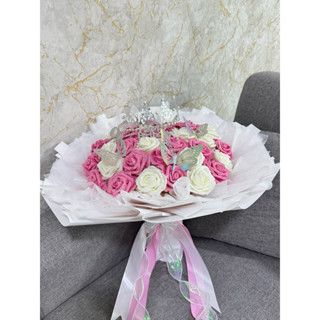 กุหลาบกลิตเตอร์ 🌹ช่อ30ดอกmini ฟรีมงกุฏ&ผีเสื้อ (รอ3-4วัน)