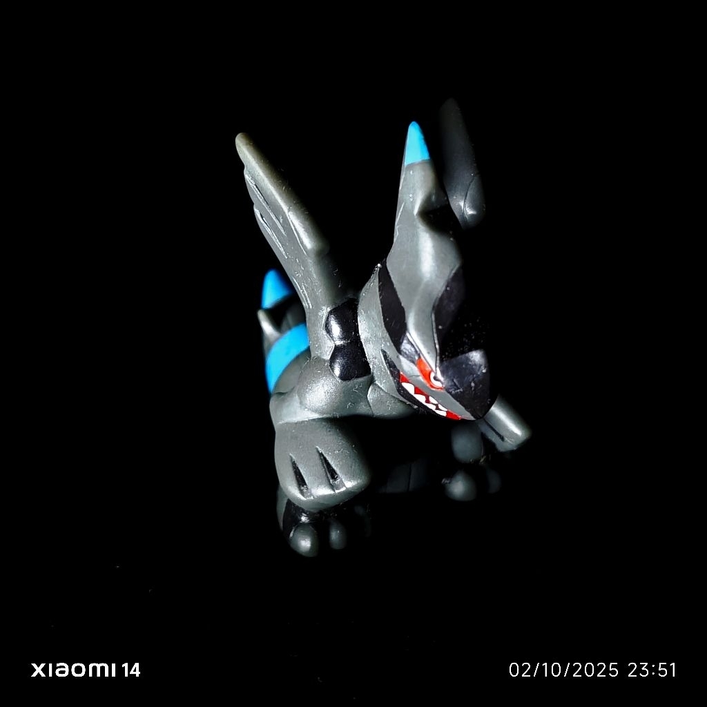 Nintendo Pokemon Zekrom Figure Model