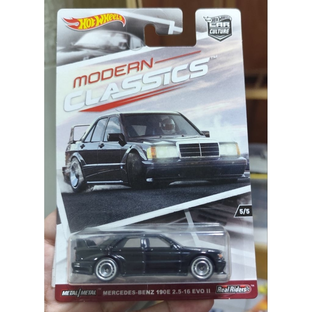 HotWheels Mercedes-Benz 190E 2.5-16 Evo II 1:64 Modern Classics