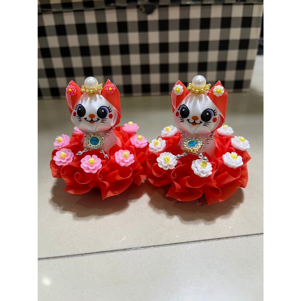 เหรียญโปรยทานน้องแมวมารีเริงระบำ (สินค้าเป็นงานตัวเปล่าคละสี 1 ชุดมี 12 ชิ้น)