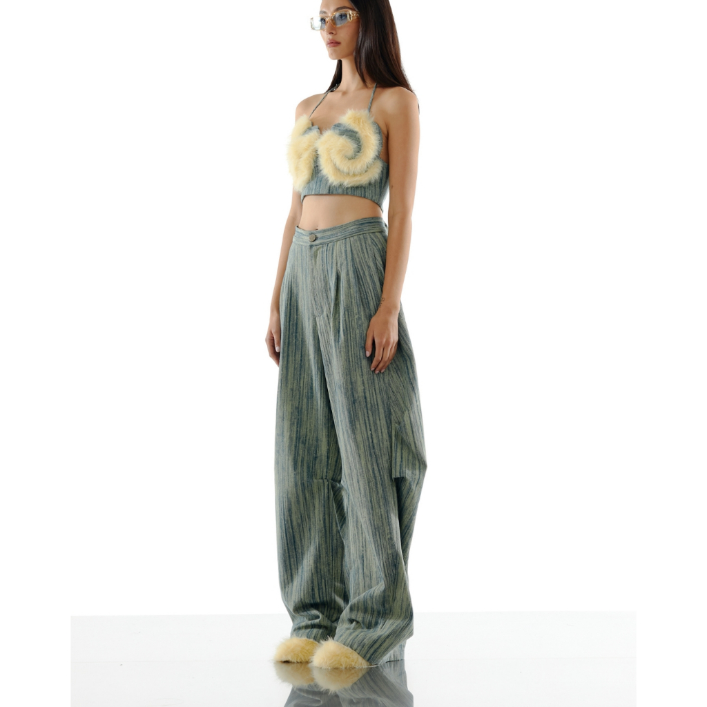 The SRT X16 (TPN292) Textured Volume Denim Pants กางเกงทรงบาร์เรล เดนิม เอวกลาง ขอบเอวยางยืดด้านหลัง