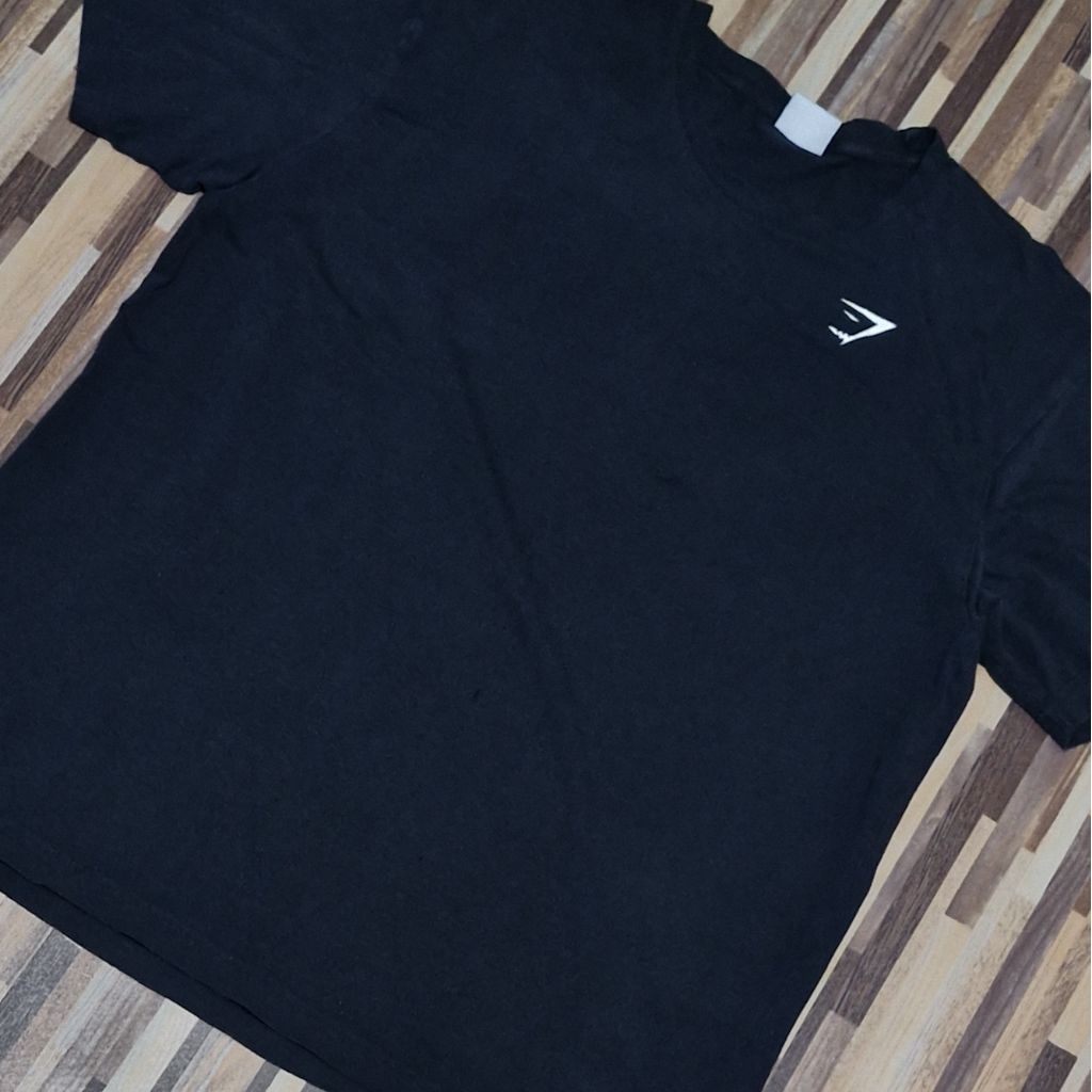 ​🔥Gymshark Black T-shirt L  มือสอง| ป้ายครบทุกจุด ของแท้ มีโค้ด! 🔥