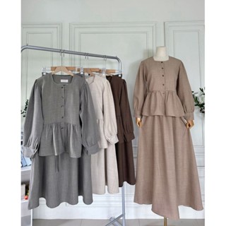 🚨 8838 ป้าย On Fleek ชุดเซตกระโปรง ระบายผูกหลังกระดุมหน้า ผ้…