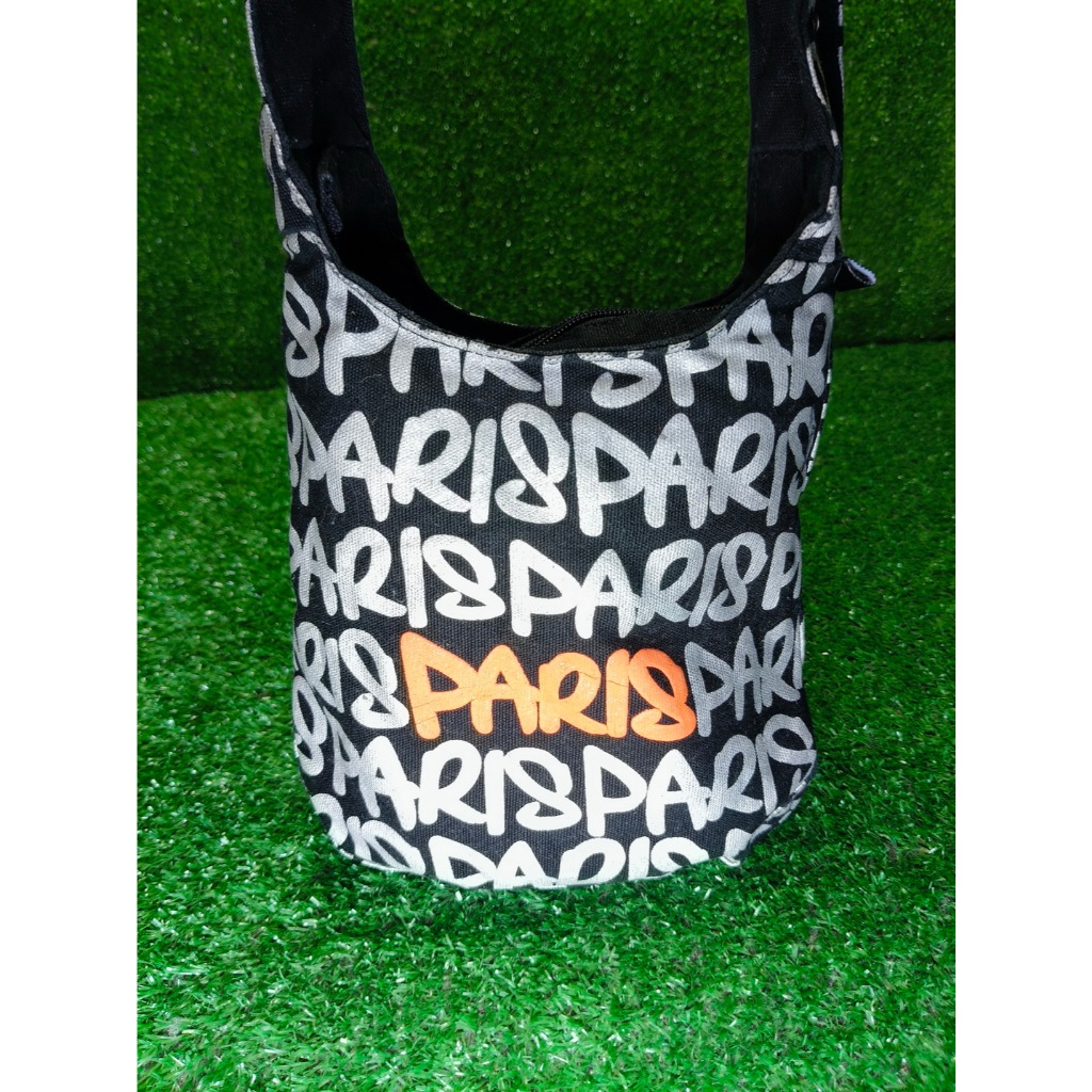 Robin Ruth สอบถามก่อนสั่งซื้อ