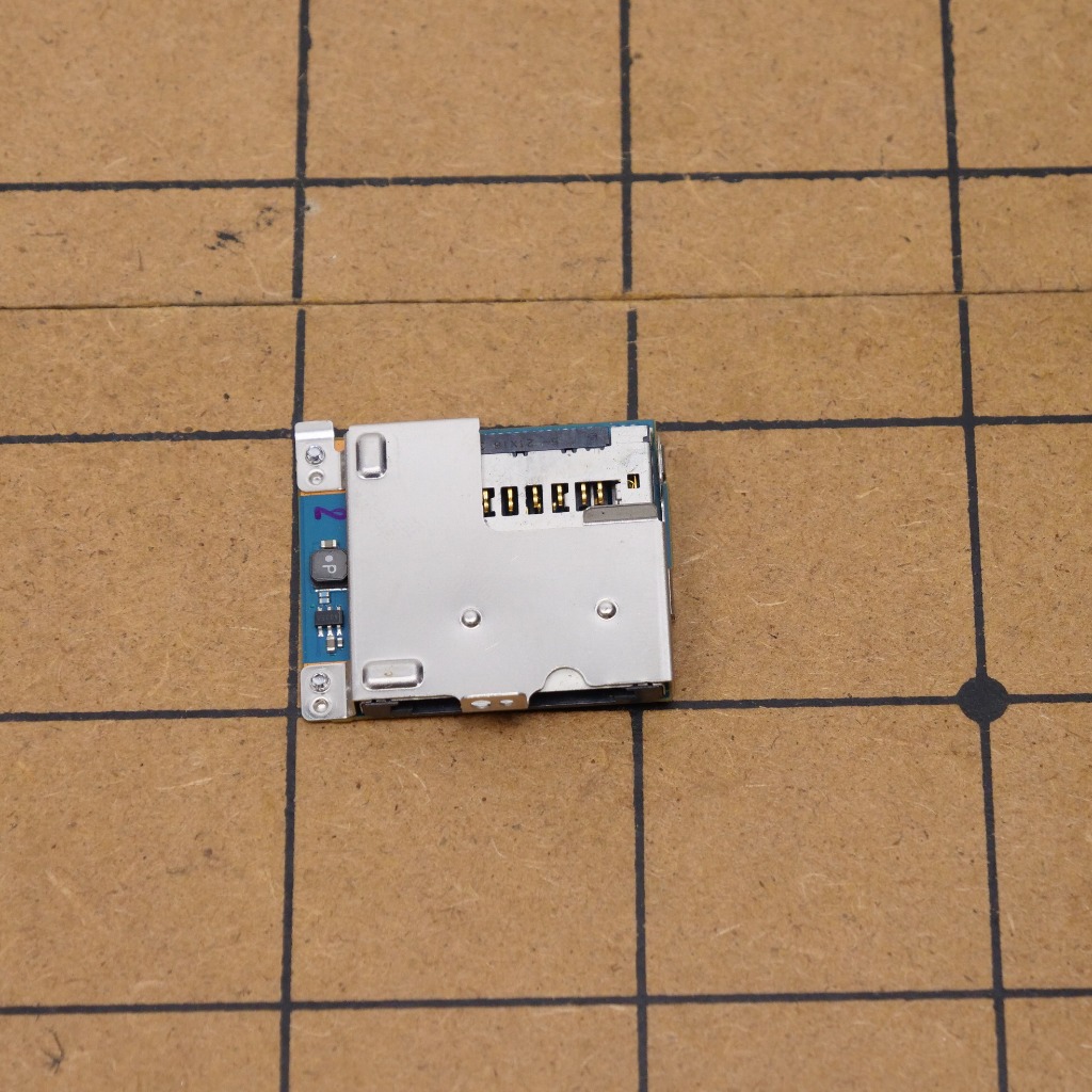 อะไหล่ ช่องใส่ เมมโมรี่การ์ด สำหรับกล้อง sony a7ii มือสอง ใช้งานได้ปกติ BY01-1