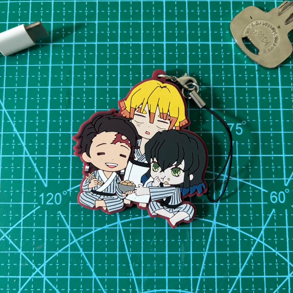 Kimetsu no Yaiba - Kamado Tanjiro,Agatsuma Zenitsu,Hashibira Inosuke พวงกุญแจ