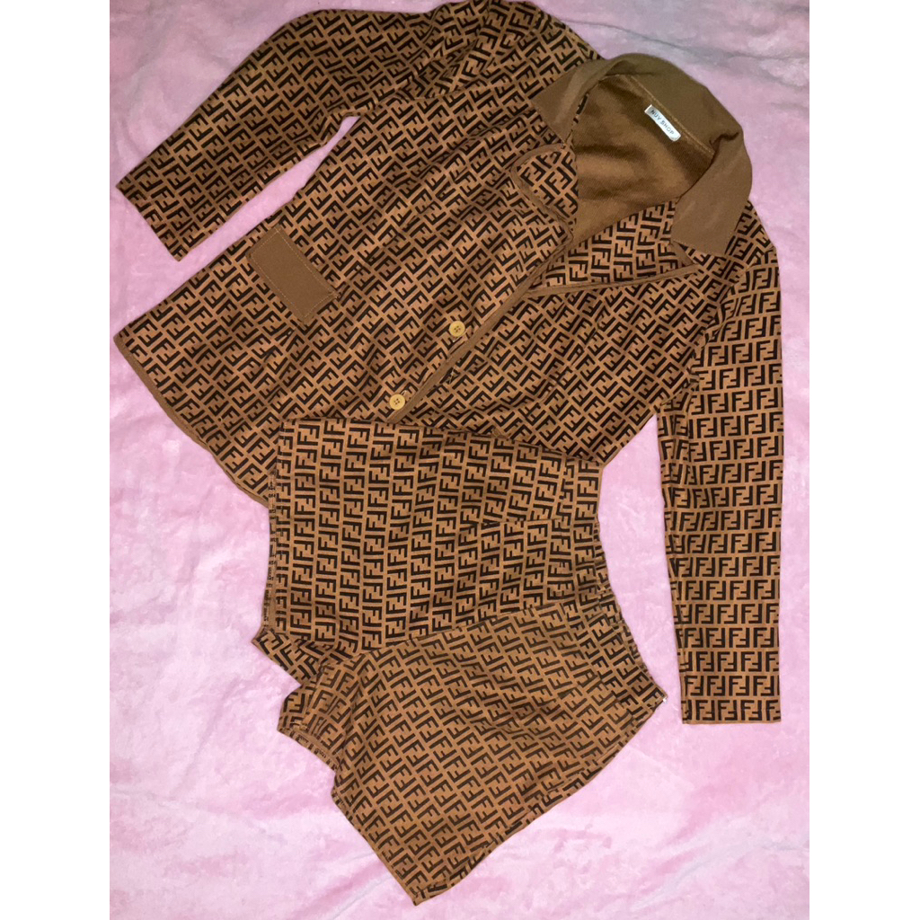 ชุดเซ็ต ลายFF **งานป้ายNuy shop** มือสอง🤎