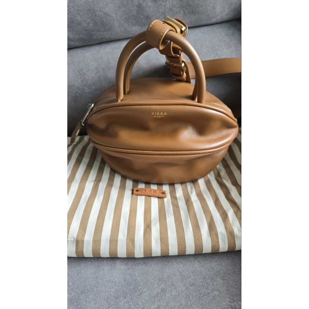 (used) กระเป๋ามะเฟือง หนังแท้ Viera by Ragazze