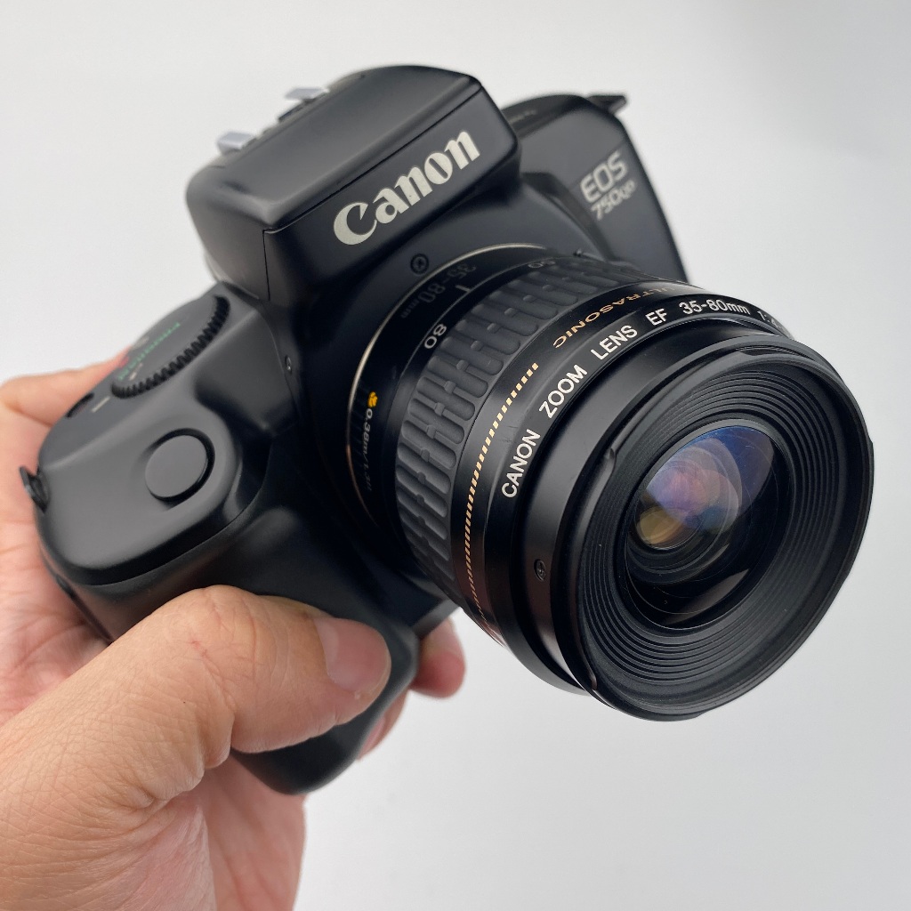 กล้องฟิล์ม 📸 Canon EOS 1000QD พร้อมเลนส์ Canon EF 35–70mm f/3.5–4.5