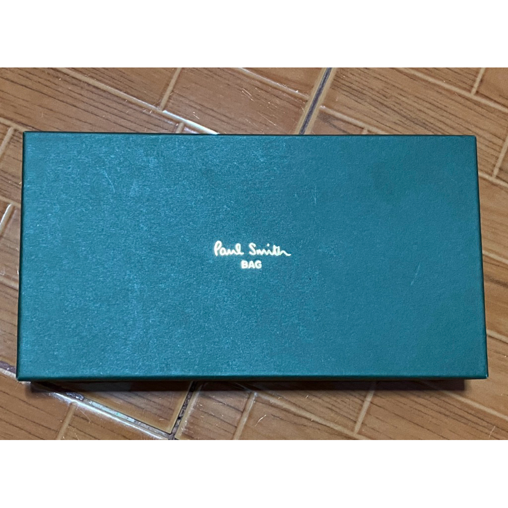 กระเป๋าสตางค์หนังแทั Paul Smith สภาพมากกว่า 85%