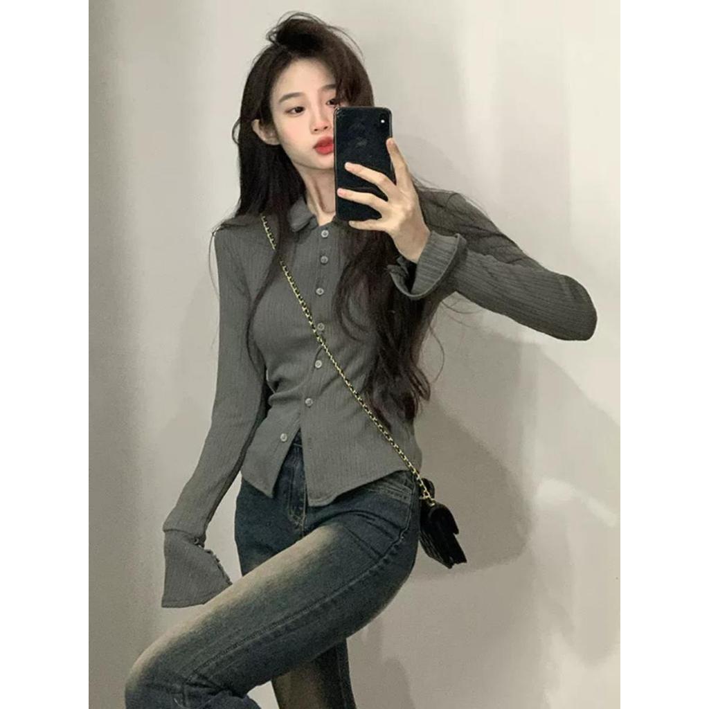 L'NADA【พร้อมส่ง】เสื้อคาร์ดิแกนทรงเข้ารูปแขนระฆัง ปลดกระดุม ใส่ได้ทุกโอกาส(3074)